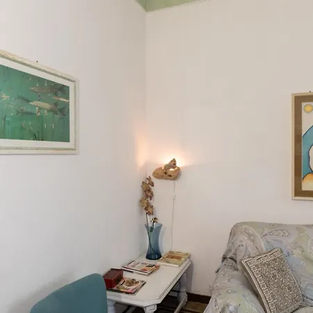 House By The Sea Apartman Albissola Marina