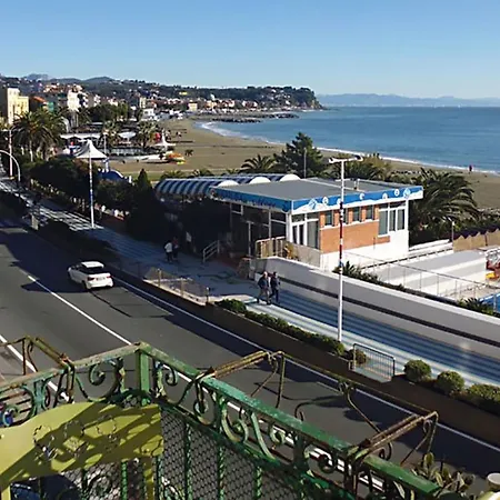Apartman House By The Sea Albissola Marina